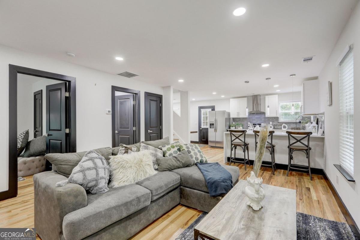4041 Blanton Avenue Atlanta - 4