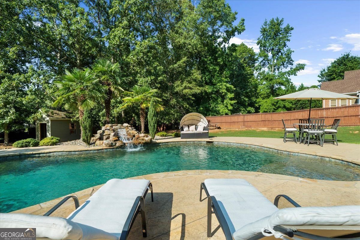 4499 Grady Smith Road Road Loganville - 33