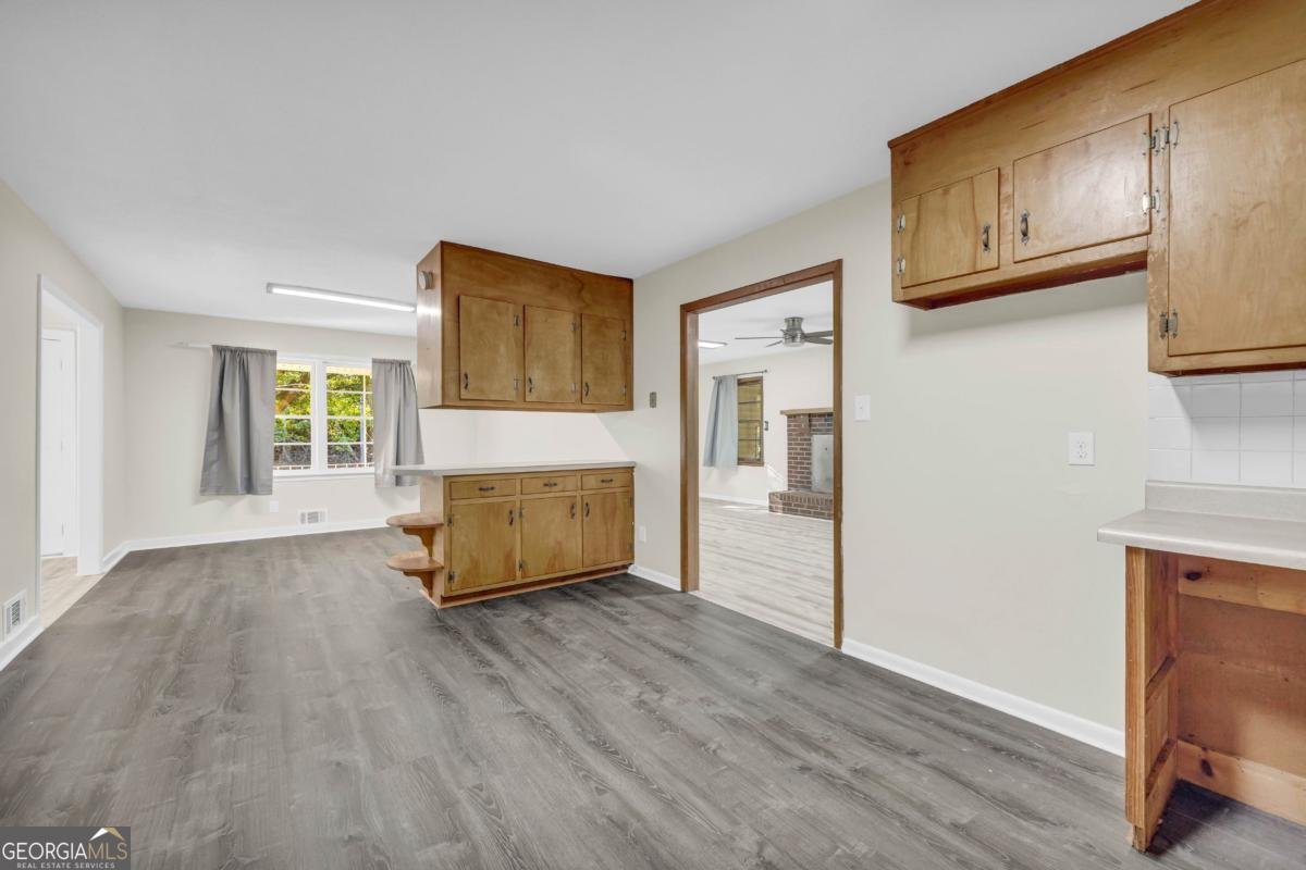 4638 Highway 63 Carnesville - 27