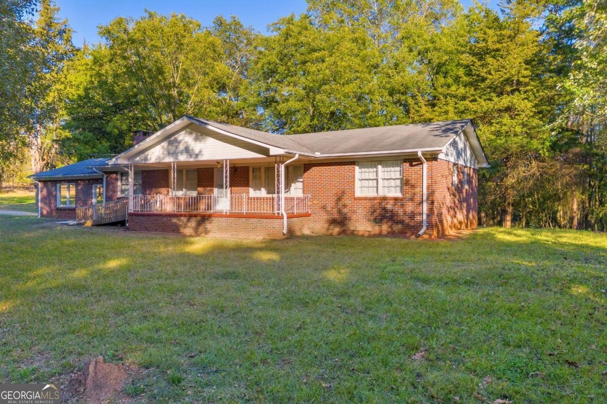 4638 Highway 63 Carnesville - 5