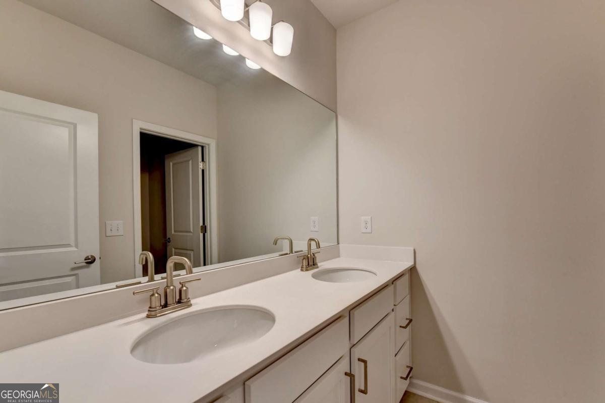 2121 Landsburg Way Lawrenceville - 24