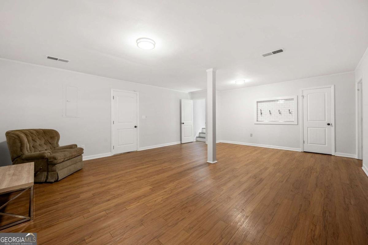569 Farmbrook Trail Kennesaw - 28