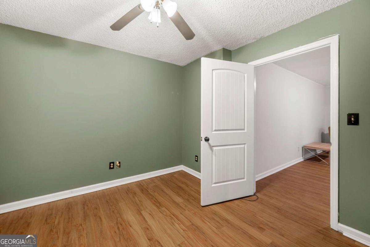569 Farmbrook Trail Kennesaw - 29