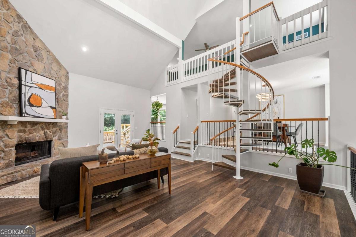 569 Farmbrook Trail Kennesaw - 3