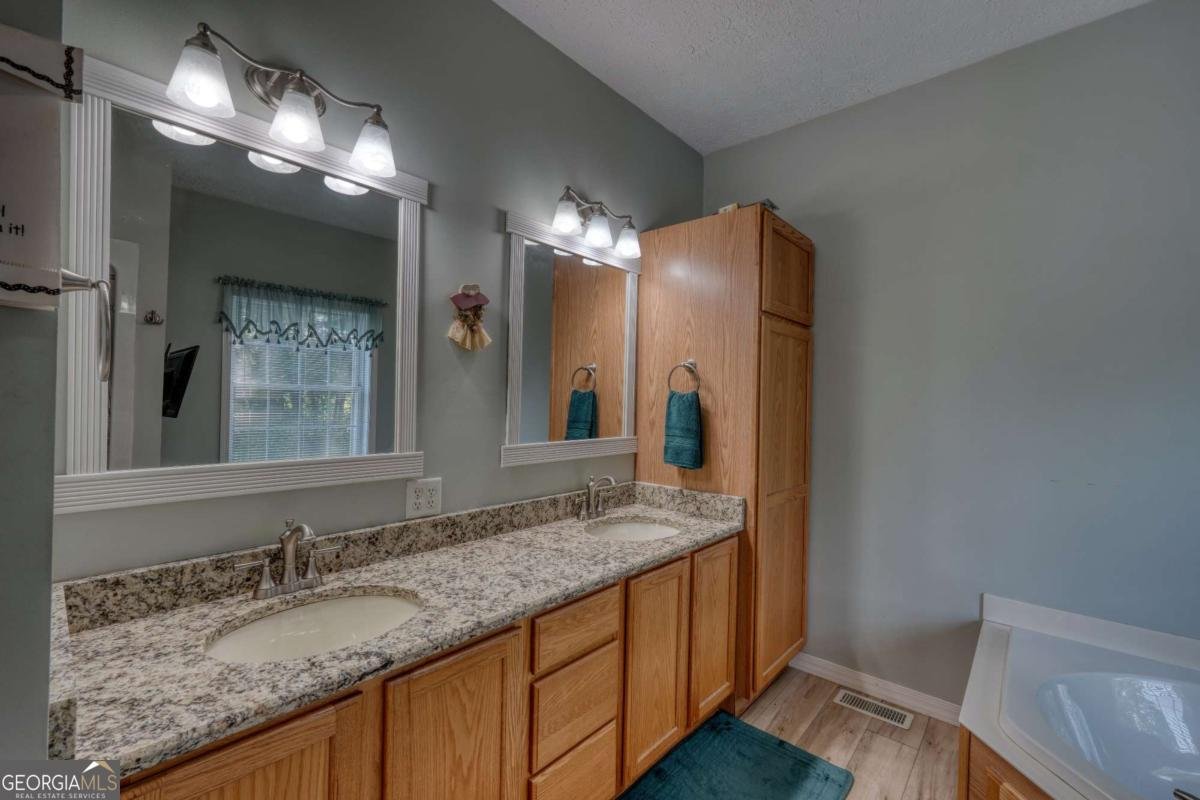 79 Mashie Lane Murphy - 26