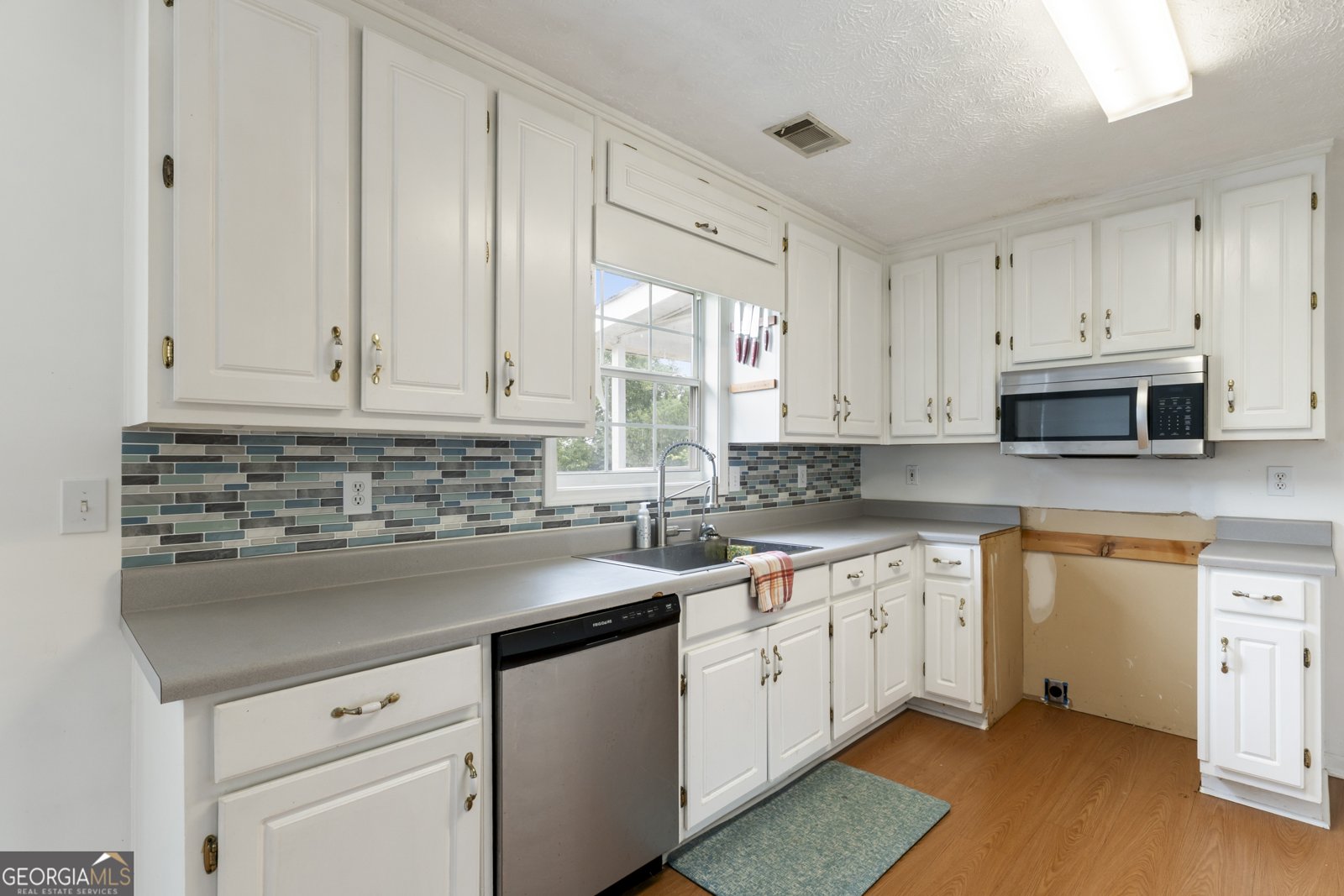 1214 Willow Drive Auburn - 24