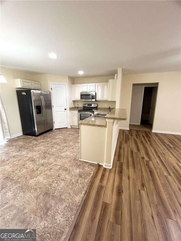 102 Black Pine Drive Springfield - 3