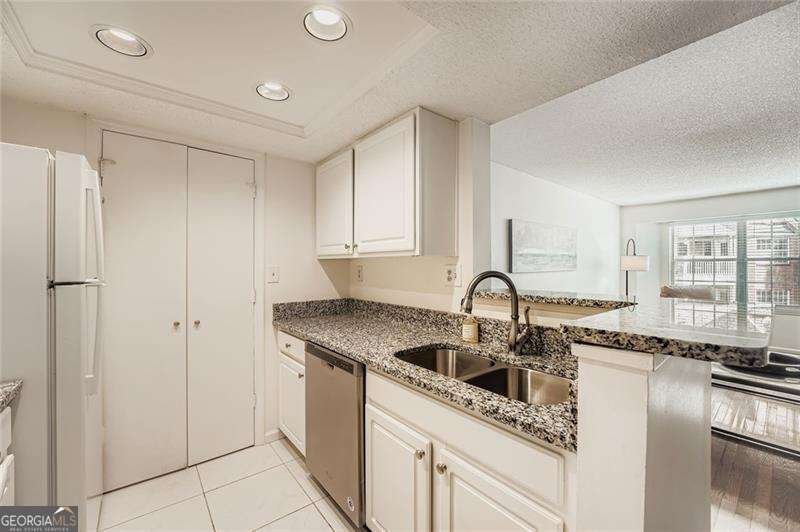 4109 Chastain Park Court Atlanta - 3