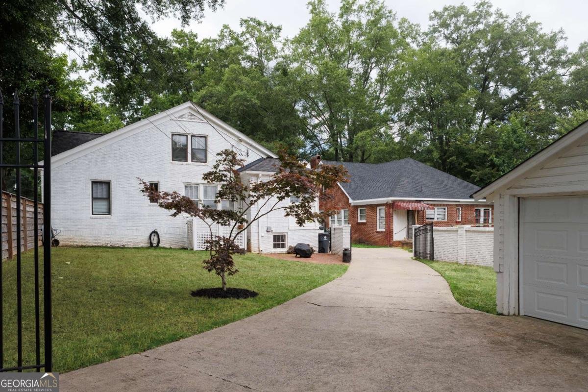 319 Church Street Rockmart - 24