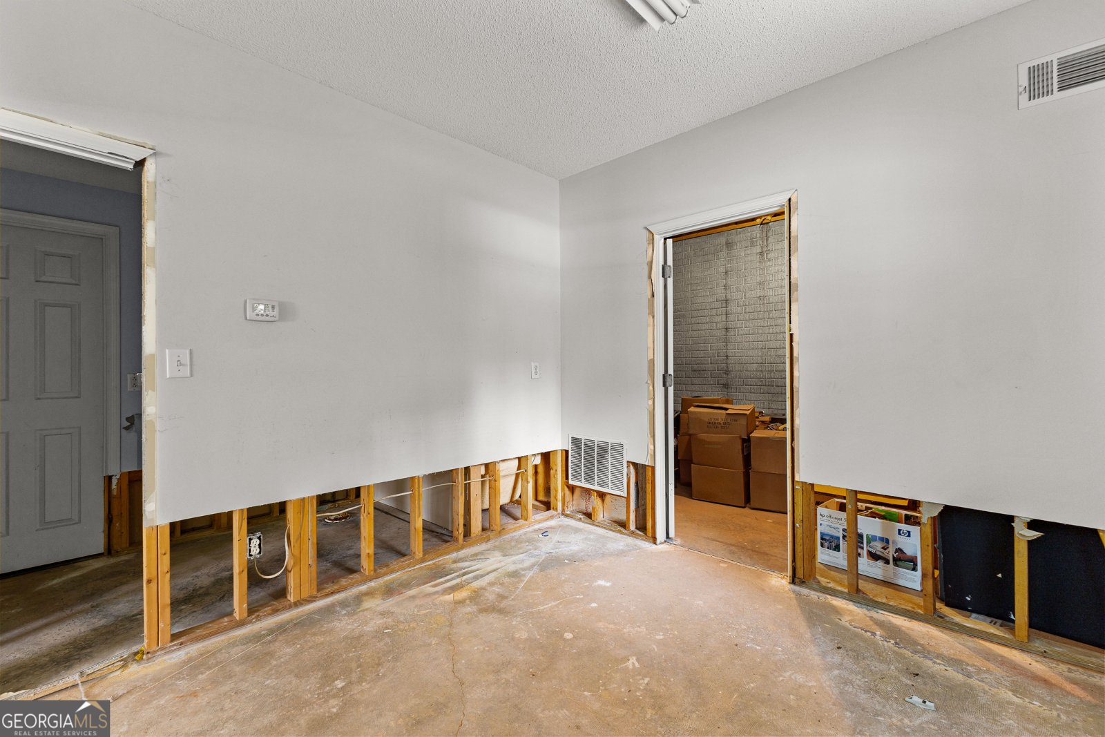 100 Moonview Place Fayetteville - 25