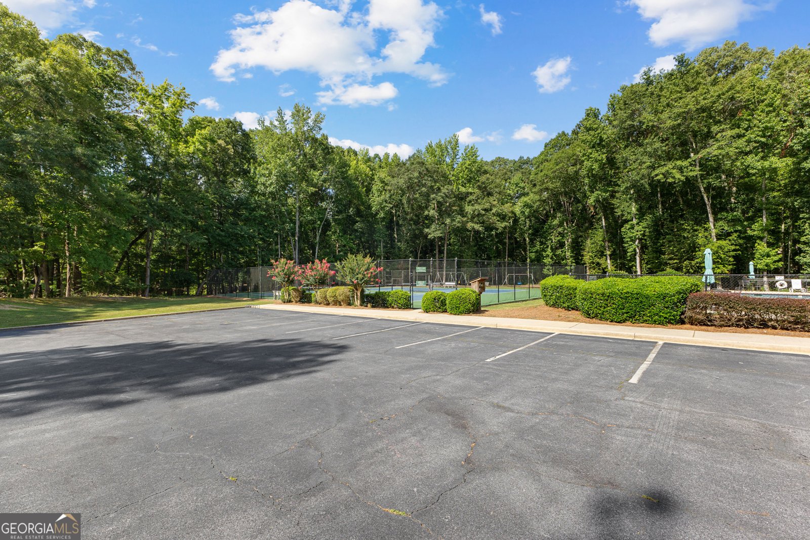 100 Moonview Place Fayetteville - 46