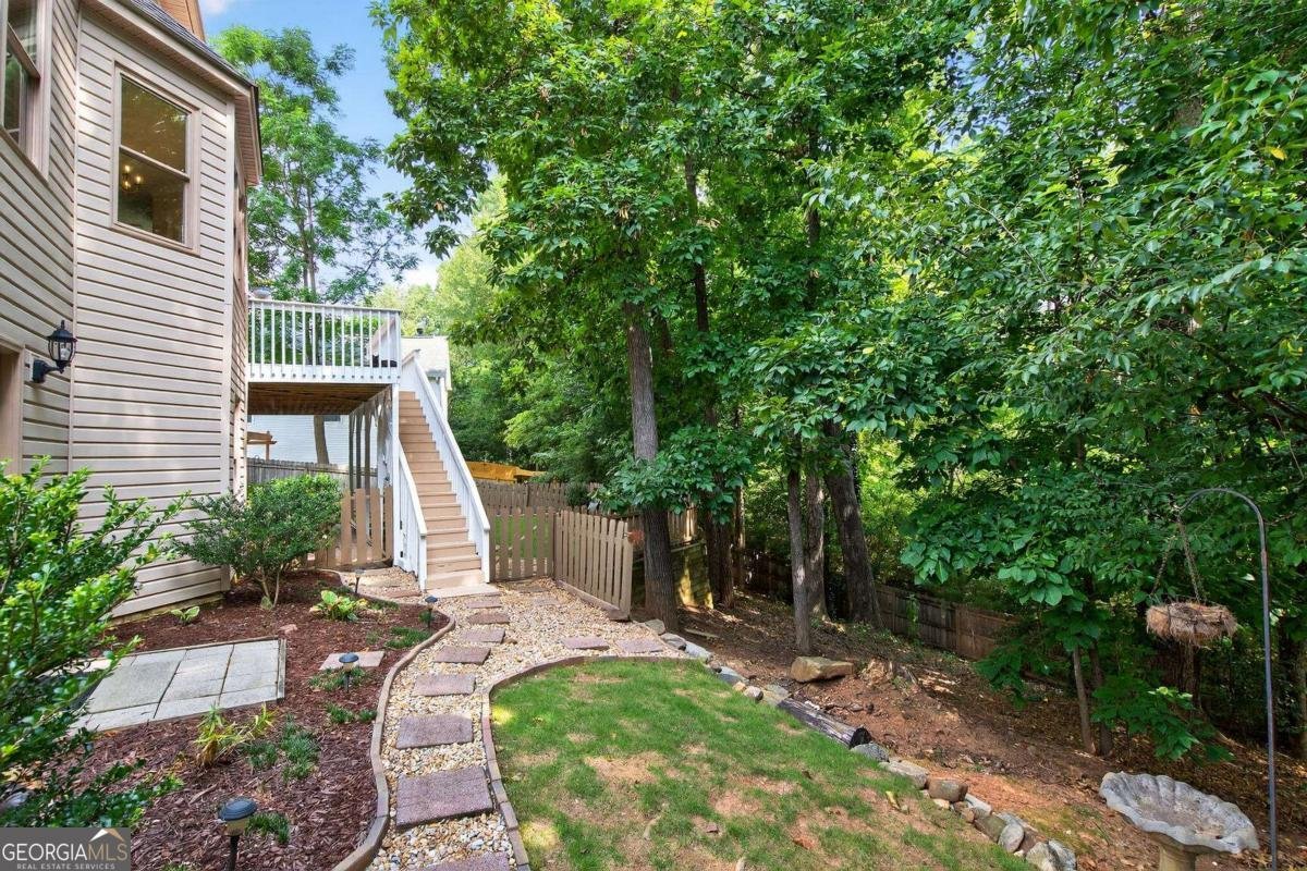 6005 Aderhold Way Alpharetta - 30