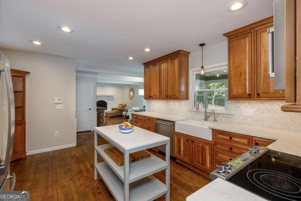7765 Dunvegan Close Atlanta - 10