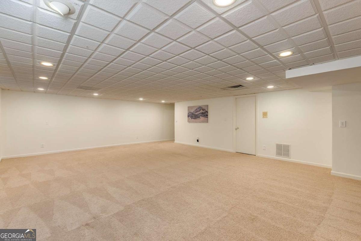 7765 Dunvegan Close Atlanta - 28