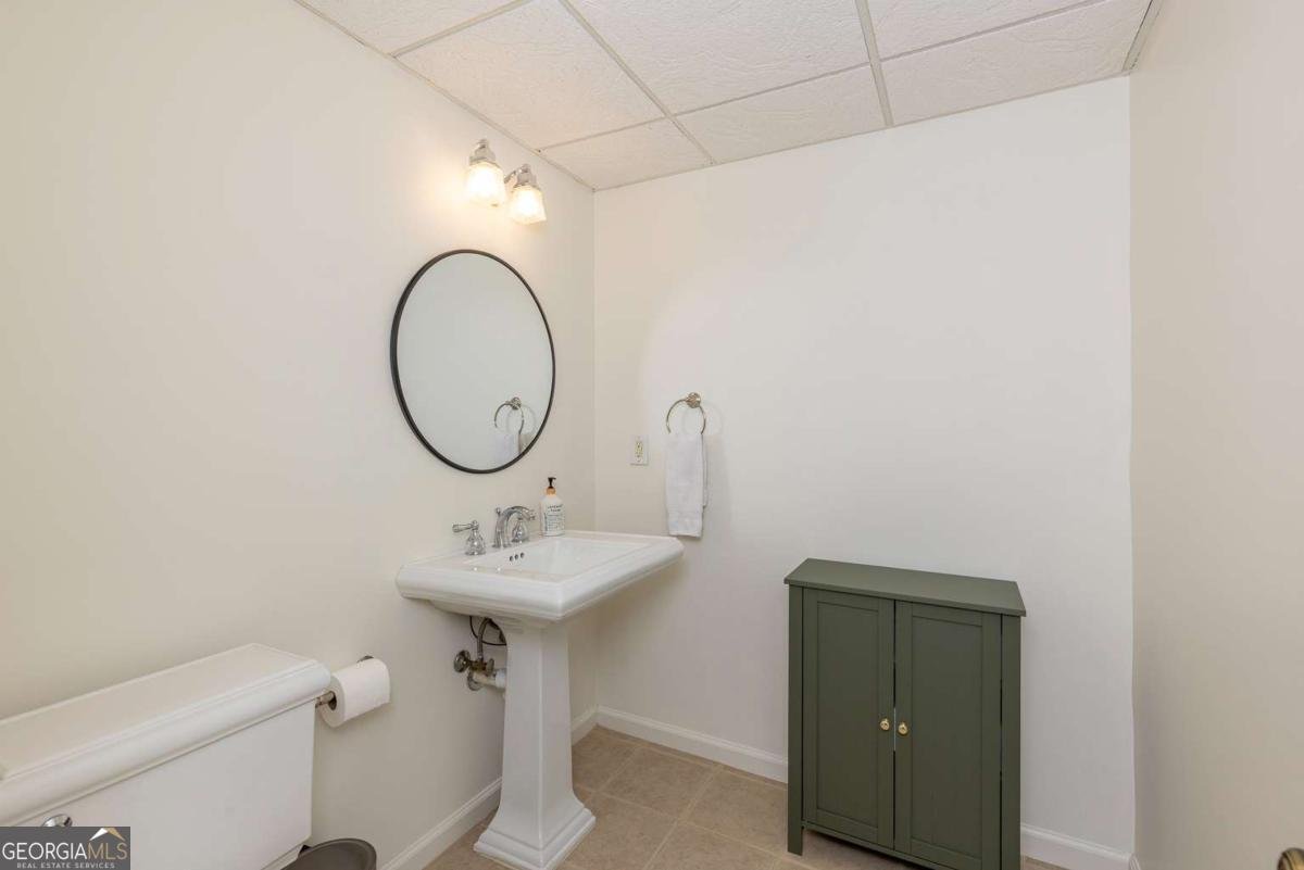 7765 Dunvegan Close Atlanta - 29