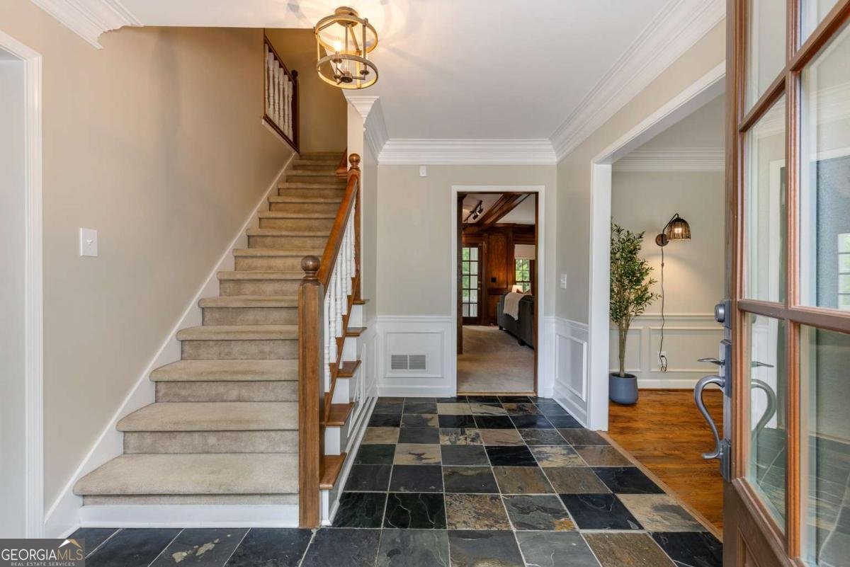 7765 Dunvegan Close Atlanta - 3