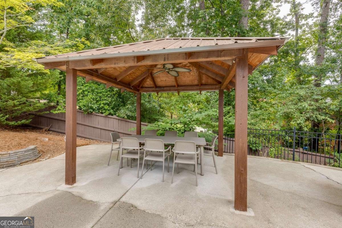 7765 Dunvegan Close Atlanta - 36