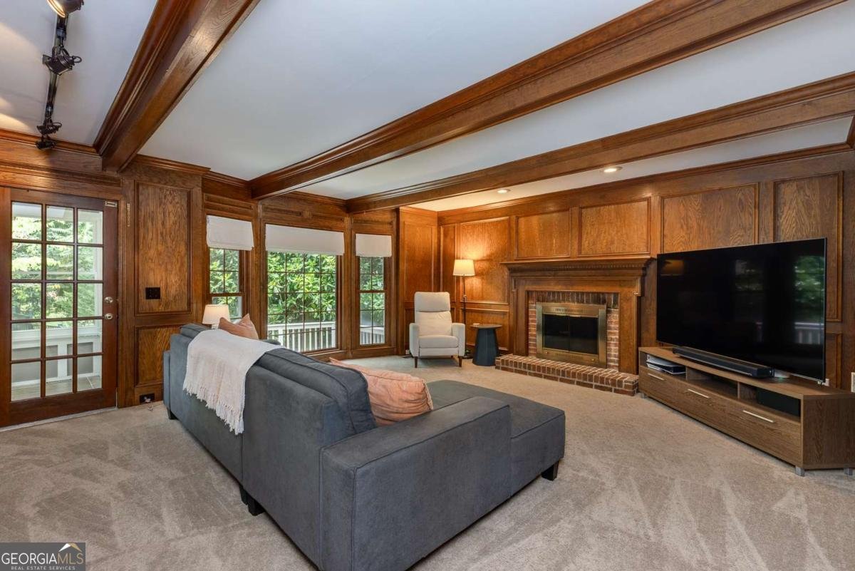 7765 Dunvegan Close Atlanta - 7