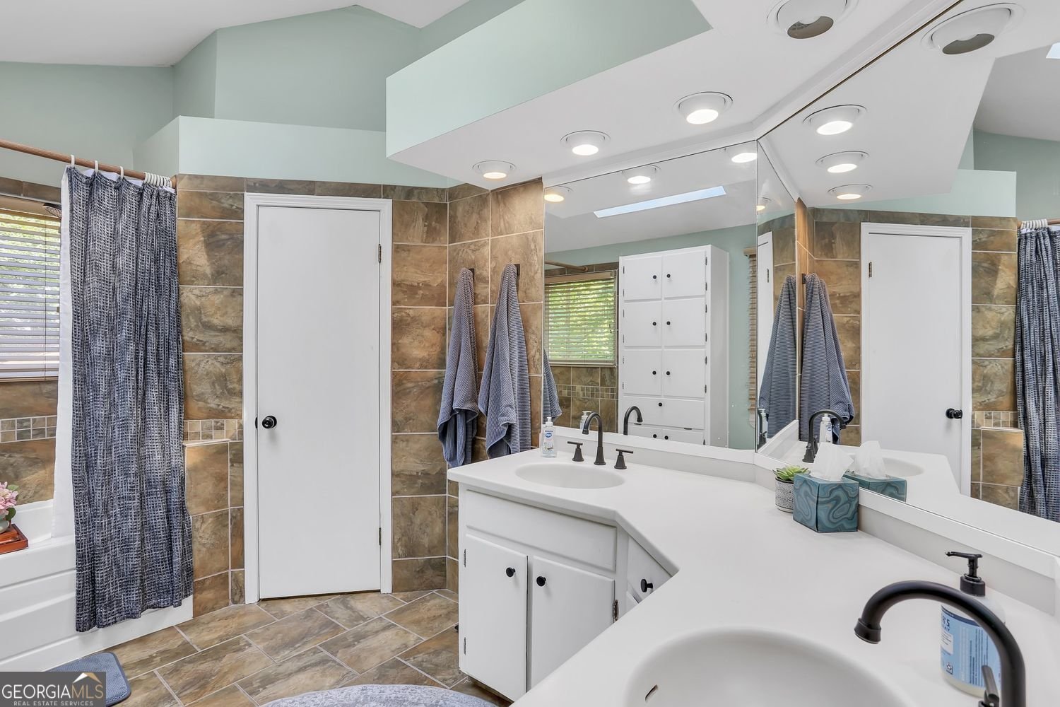 1631 Harts Mill Road Atlanta - 27