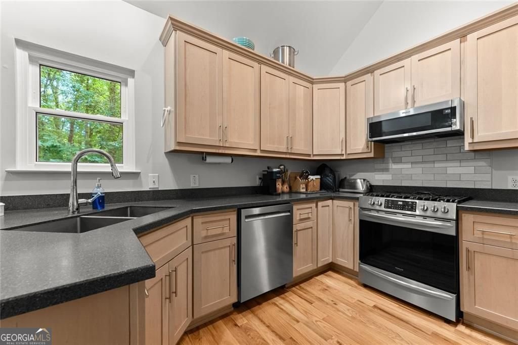 9545 Eagles Landing Drive Drive Gainesville - 22