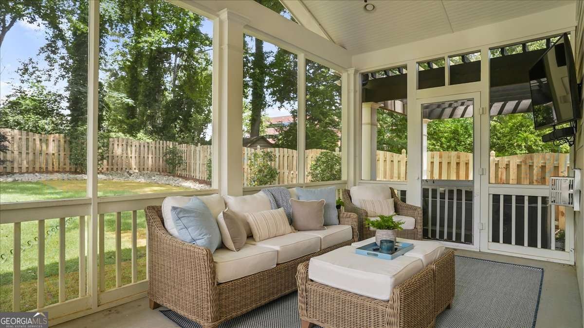 827 Derrydown Way Decatur - 34