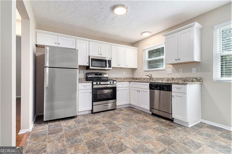4595 GARDEN HILLS Drive Stone Mountain - 7