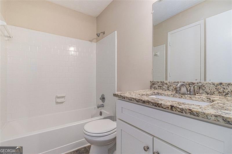 4595 GARDEN HILLS Drive Stone Mountain - 8