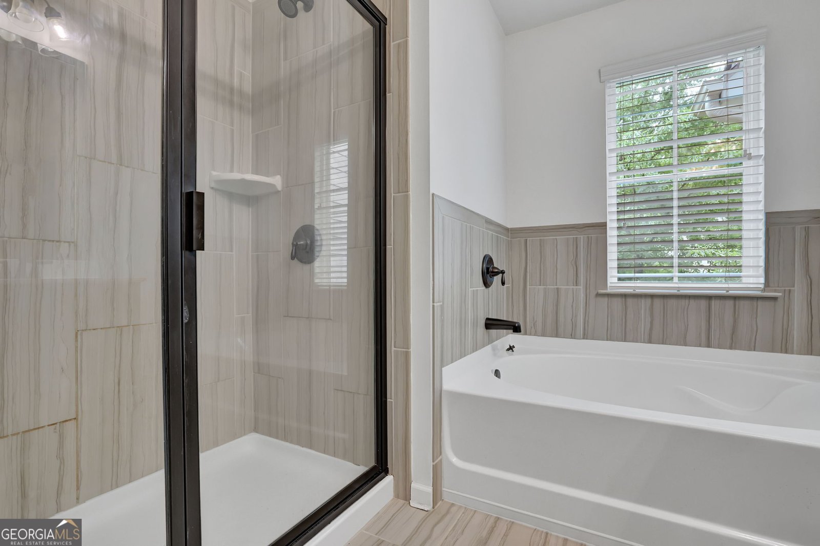 1563 Butternut Cove Stone Mountain - 13