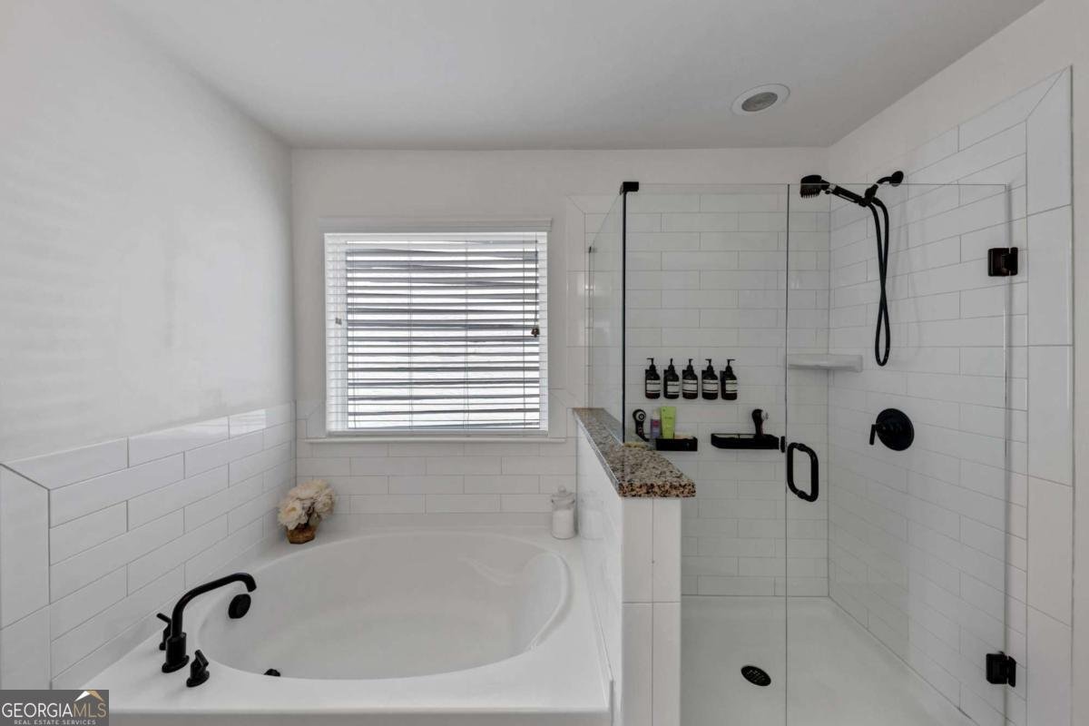 852 Venture Way Atlanta - 27