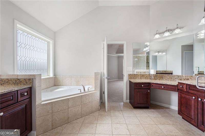 6585 Canyon Cove Cumming - 11