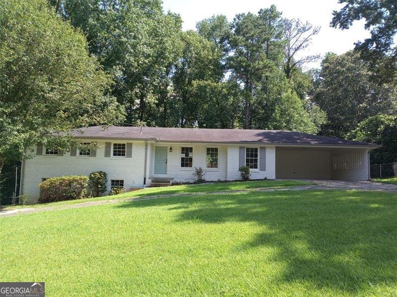 6181 Shallow Wood Lane Douglasville - 1