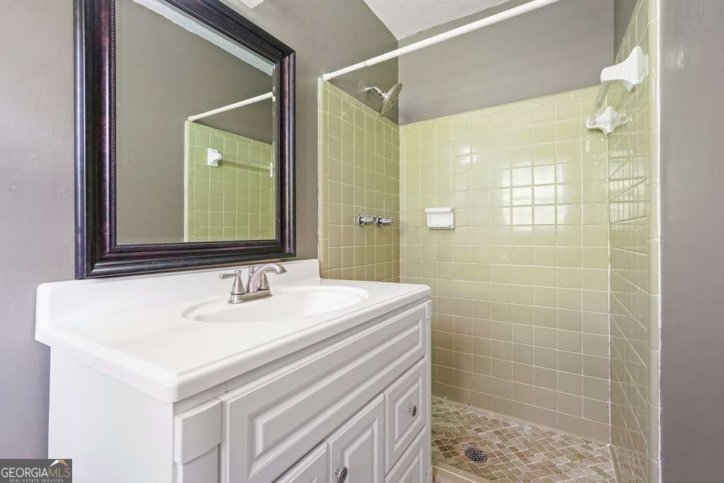 336 Stockwood Drive Woodstock - 30