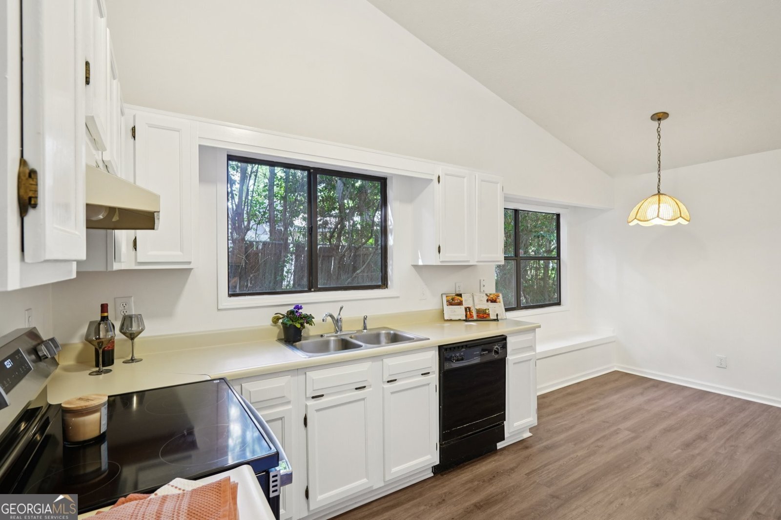 1090 Creekwood Cove Lawrenceville - 11