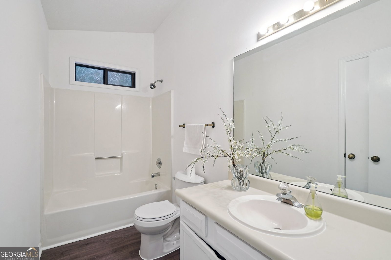 1090 Creekwood Cove Lawrenceville - 24