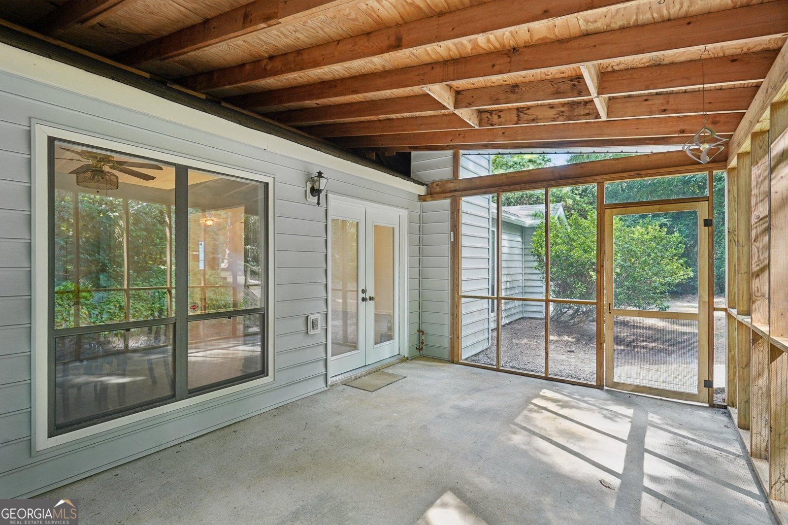 1090 Creekwood Cove Lawrenceville - 32