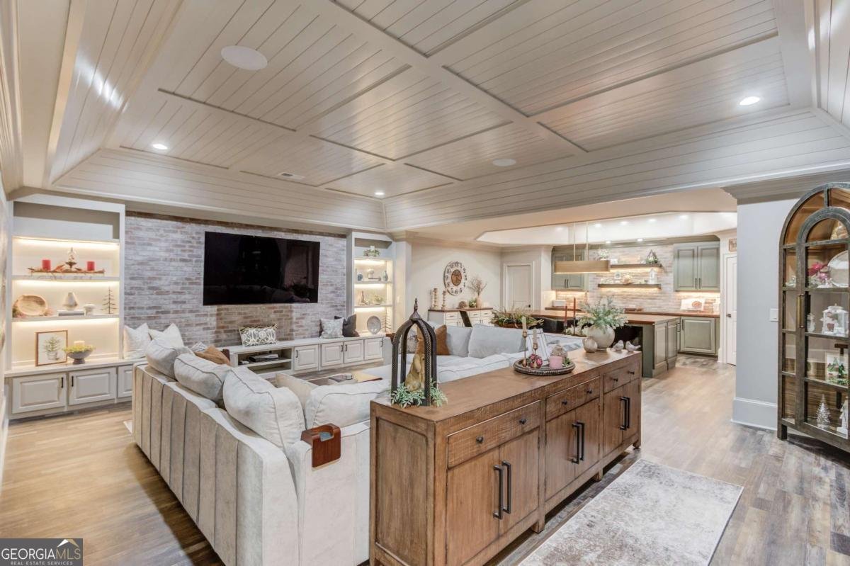 2087 Covered Bridge Drive Braselton - 11