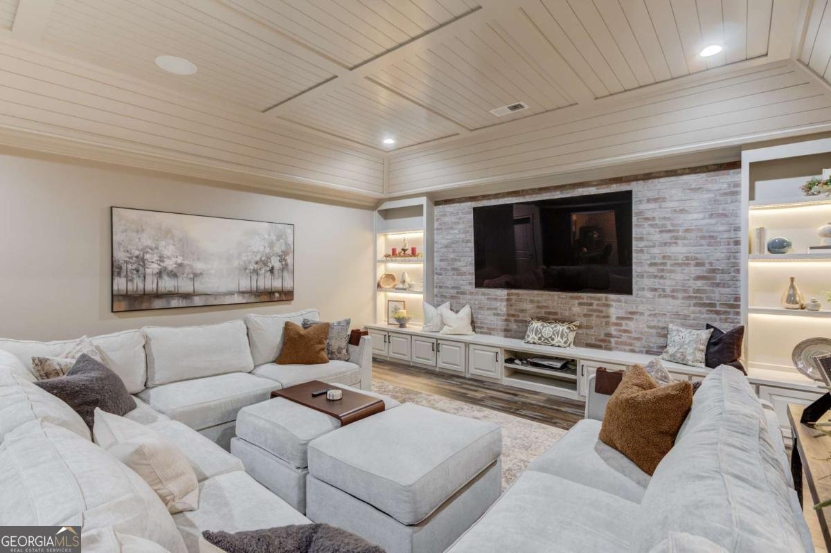 2087 Covered Bridge Drive Braselton - 13