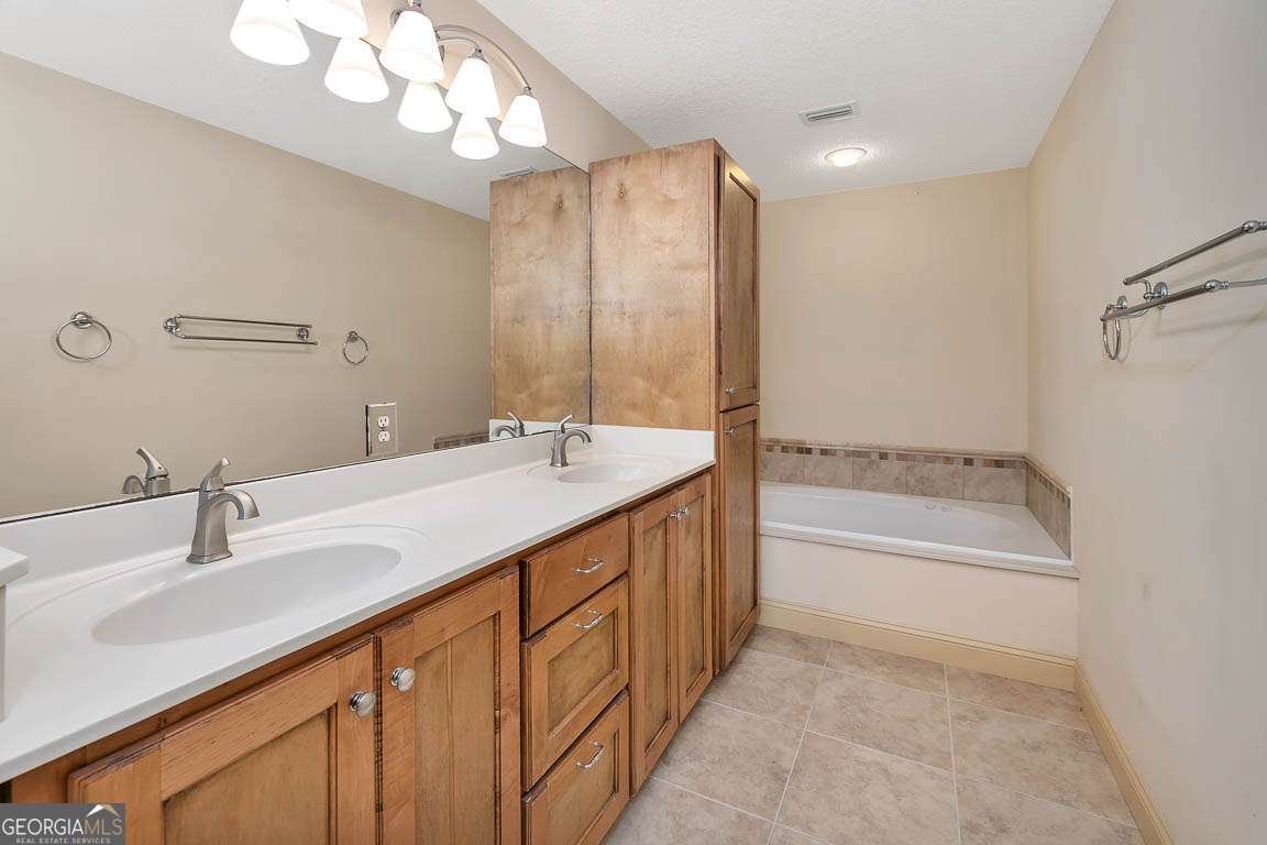 104 Captains Way Brunswick - 24