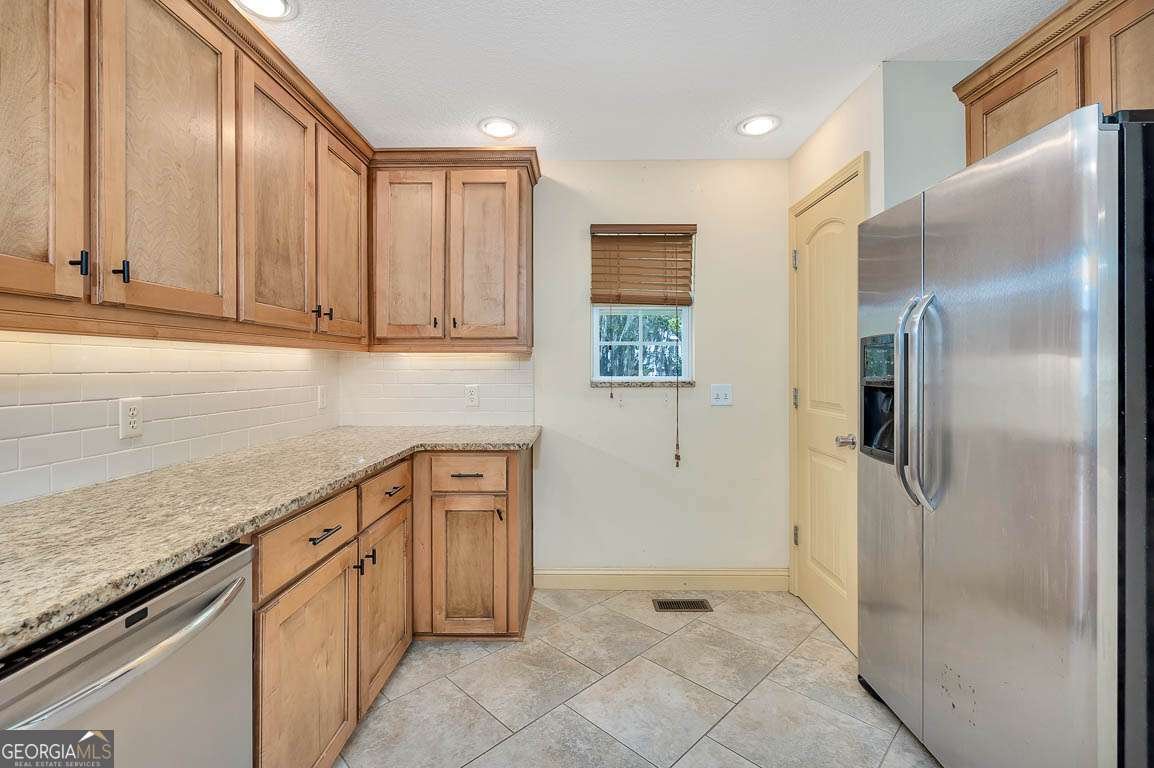 104 Captains Way Brunswick - 36