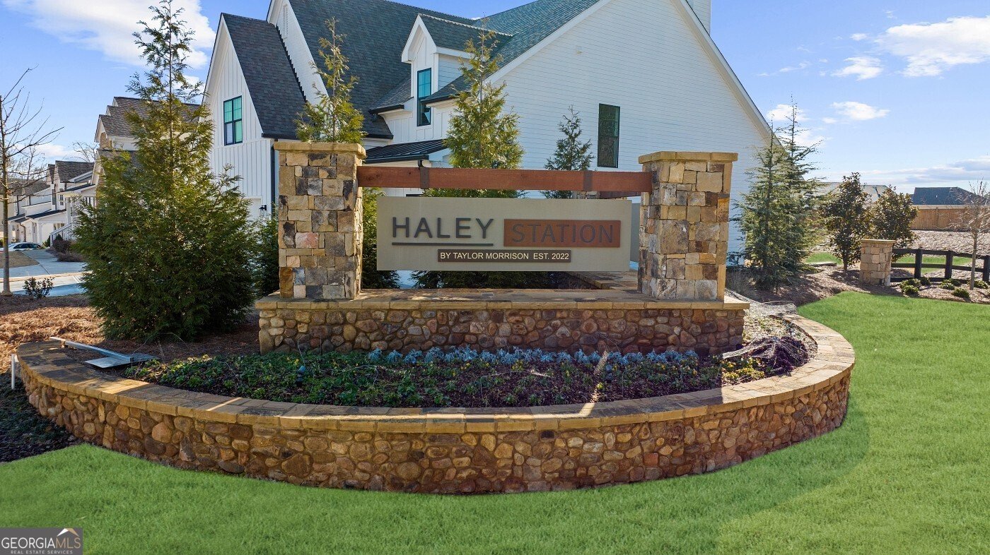 205 Carrington Point Canton - 6