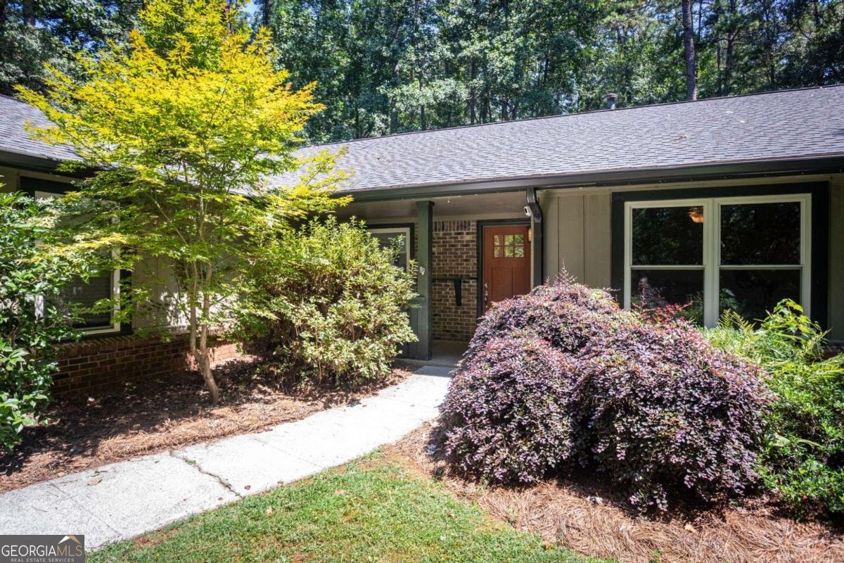 1776 Bear Cave Lilburn - 10