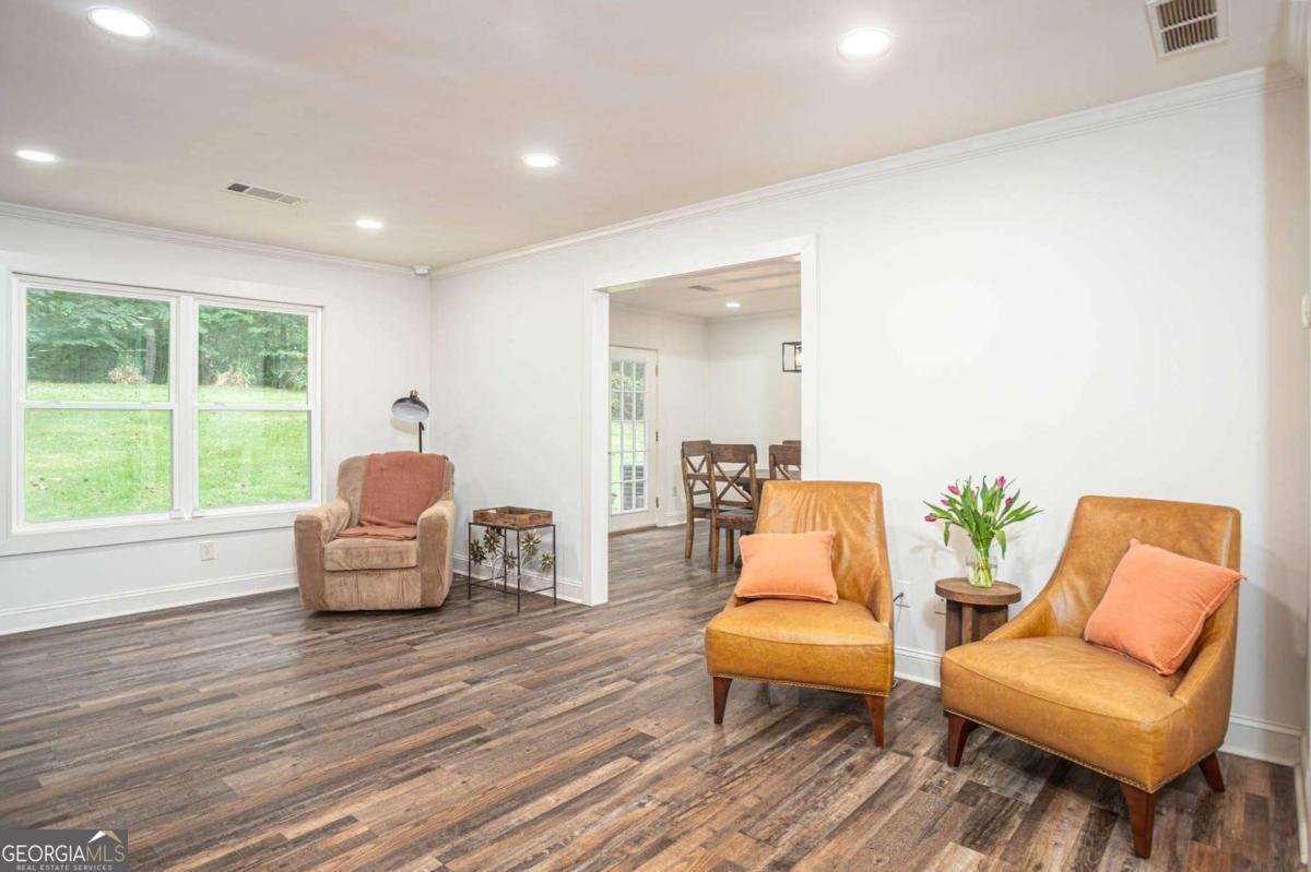 1776 Bear Cave Lilburn - 16