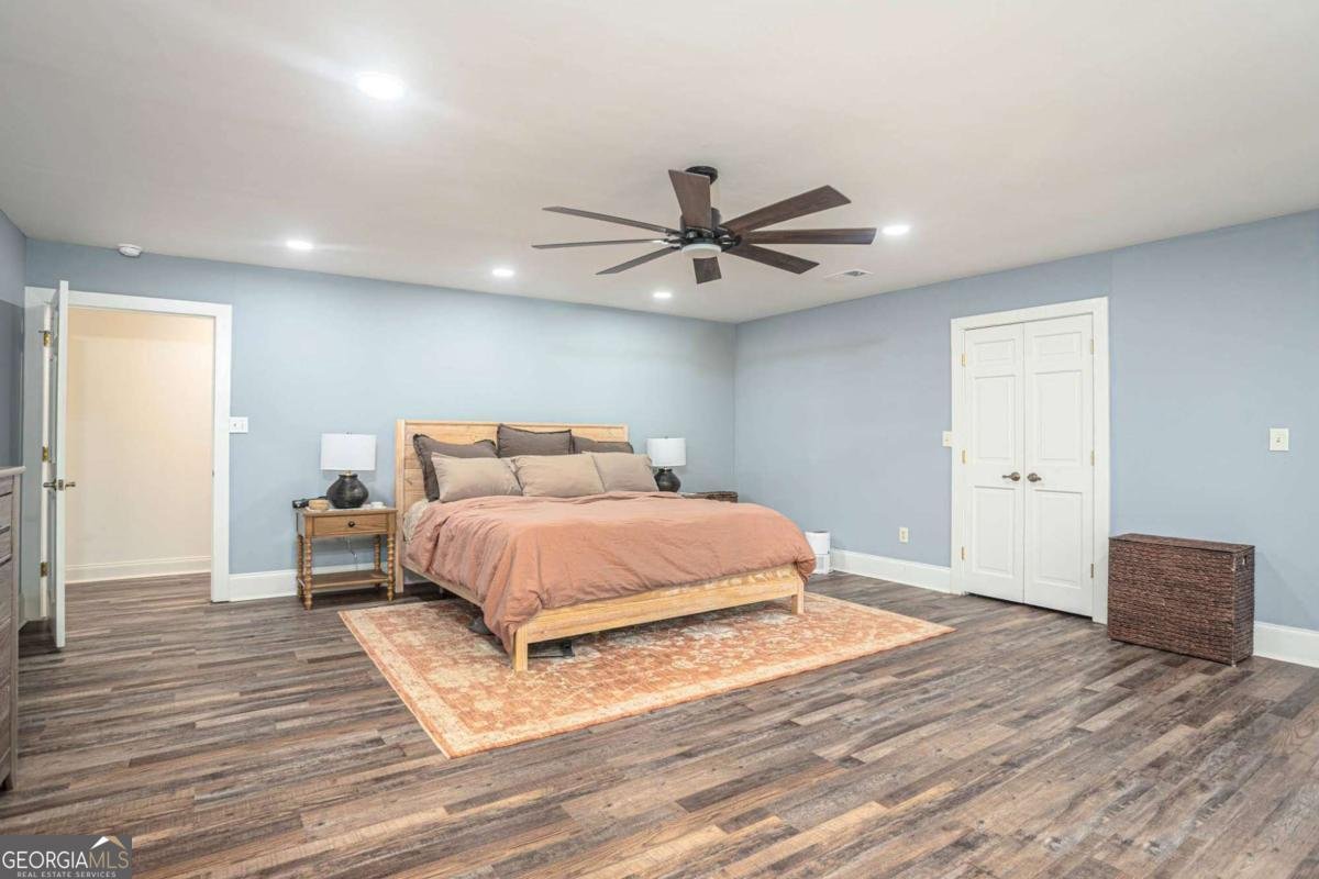 1776 Bear Cave Lilburn - 24