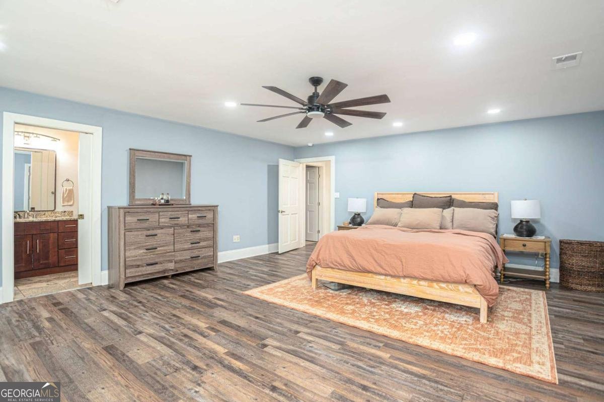 1776 Bear Cave Lilburn - 25
