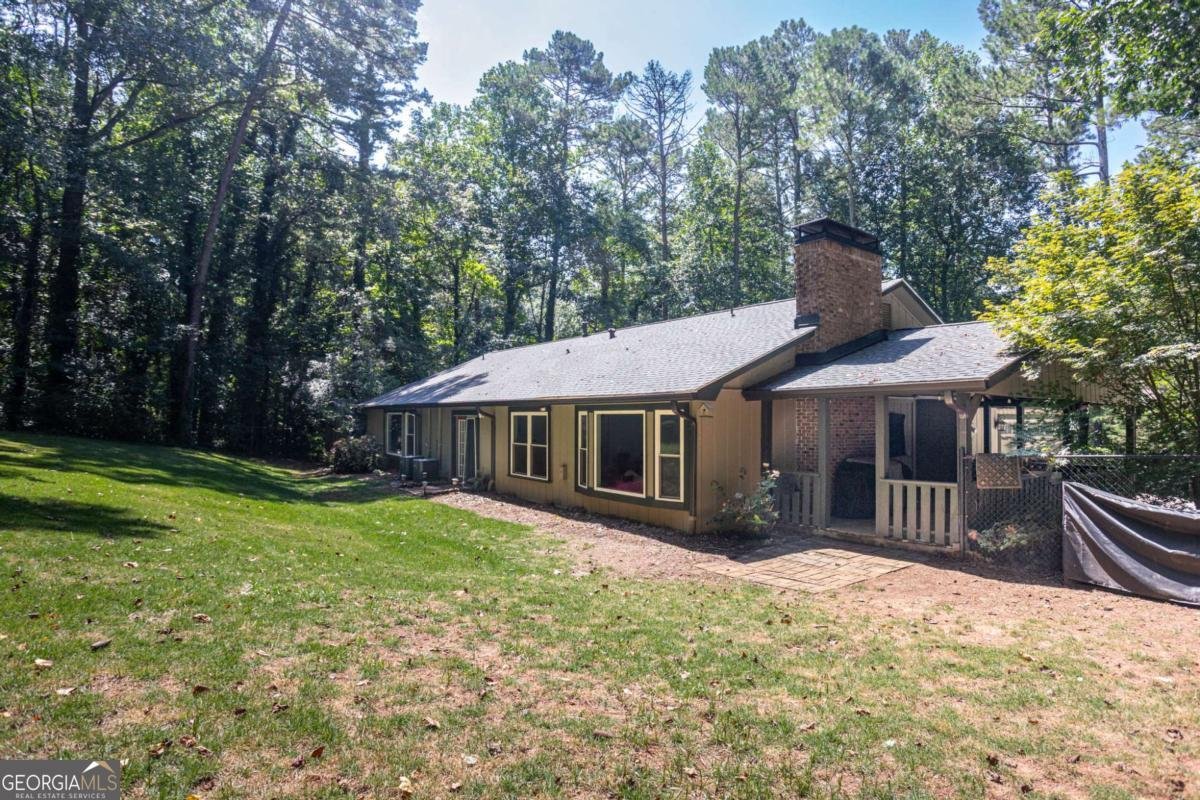 1776 Bear Cave Lilburn - 32