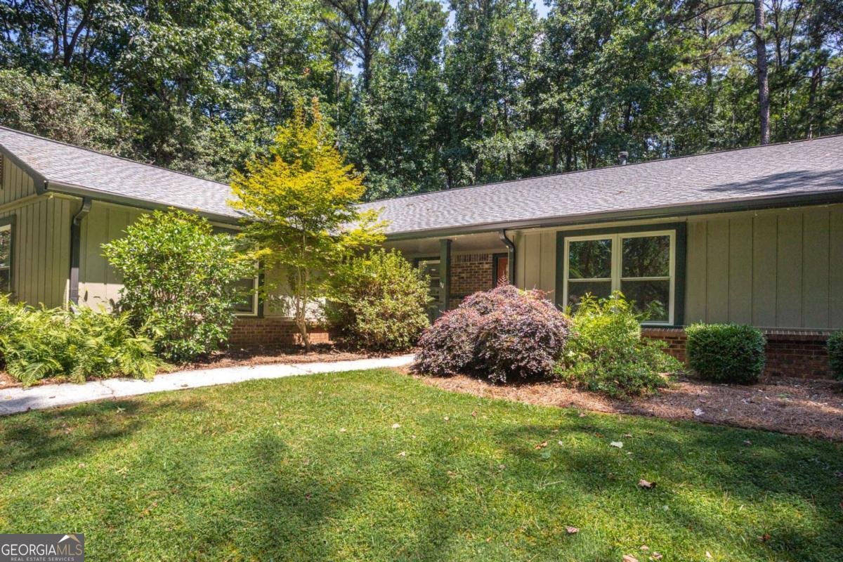 1776 Bear Cave Lilburn - 8
