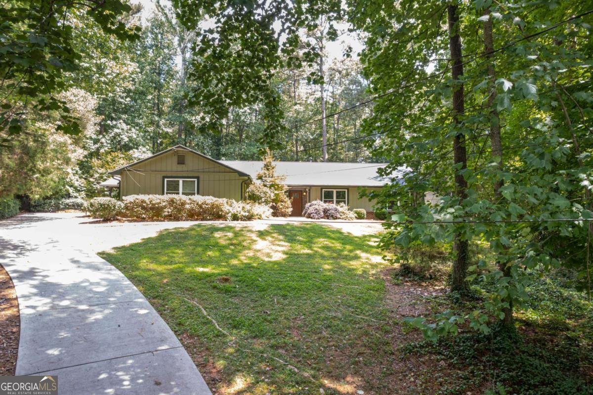 1776 Bear Cave Lilburn - 9