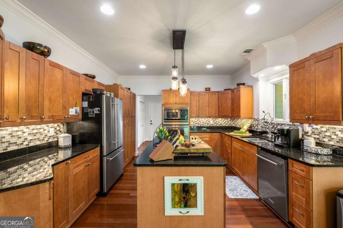 94 DAWSON Drive Dawsonville - 23