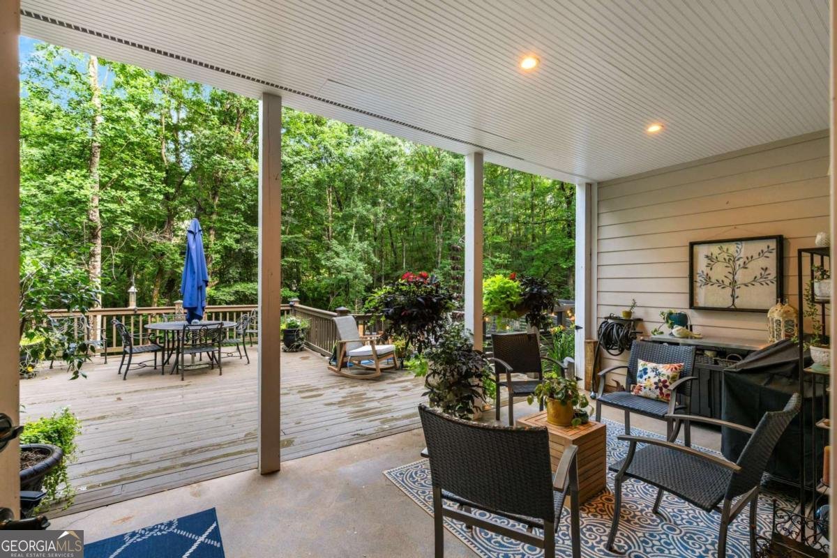 94 DAWSON Drive Dawsonville - 55