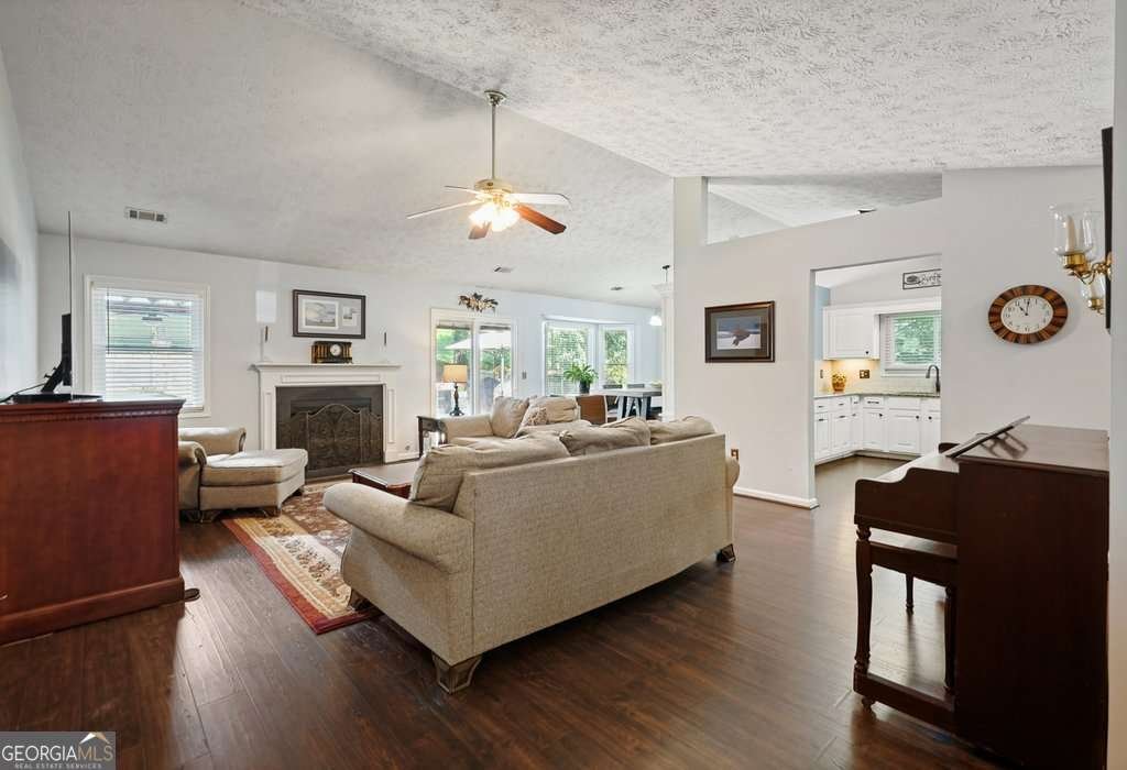 912 River Rock Drive Woodstock - 11